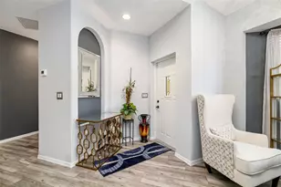 411 28th St W, Palmetto, FL 34221 - Photo 5