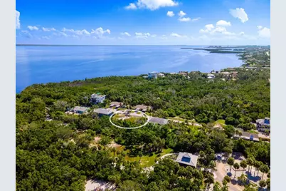 681 Gulf Bay Road, Longboat Key, FL 34228 - Photo 1