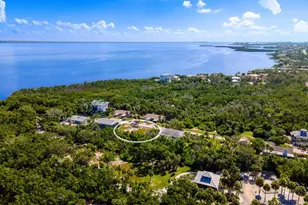 681 Gulf Bay Rd, Longboat Key, FL 34228 - Photo 1