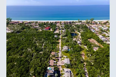681 Gulf Bay Road, Longboat Key, FL 34228 - Photo 7