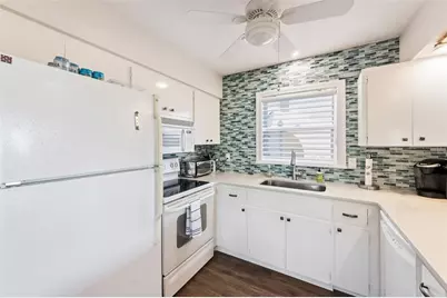 103 Palm Avenue, Anna Maria, FL 34216 - Photo 23