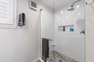 103 Palm Ave, Anna Maria, FL 34216 - Photo 25