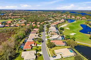 9819 Discovery Terrace, Bradenton, FL 34212 - Photo 3