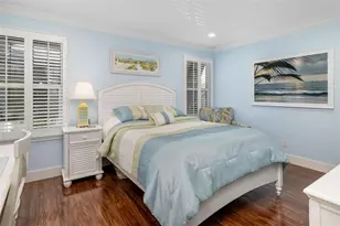 1169 W Peppertree Dr, Sarasota, FL 34242 - Photo 23