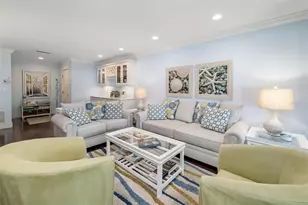1169 W Peppertree Dr, Sarasota, FL 34242 - Photo 13