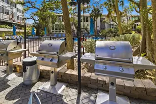 1169 W Peppertree Dr, Sarasota, FL 34242 - Photo 53