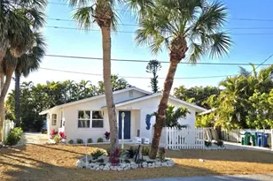 5702 Carissa St, Holmes Beach, FL 34217 - Photo 1