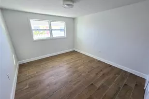 5702 Carissa St, Holmes Beach, FL 34217 - Photo 11