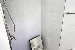 5702 Carissa St, Holmes Beach, FL 34217 - Photo 13