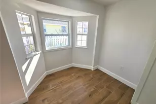 5702 Carissa St, Holmes Beach, FL 34217 - Photo 5