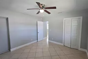 2001 St George Dr, Bradenton, FL 34208 - Photo 13