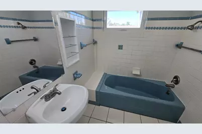 2001 Saint George Drive, Bradenton, FL 34208 - Photo 15