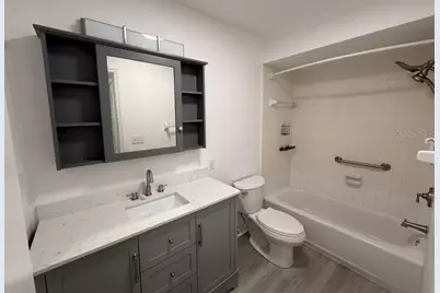 5800 Hollywood Boulevard #327, Sarasota, FL 34231 - Photo 11