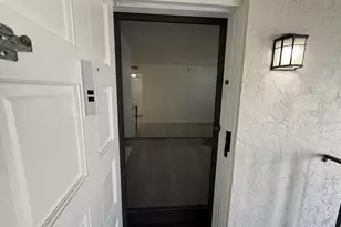 5800 Hollywood Blvd, Sarasota, FL 34231 - Photo 3