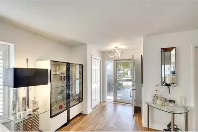 5803 Garden Lakes Drive, Bradenton, FL 34203 - Photo 9