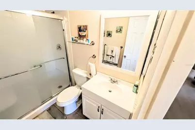 360 Base Avenue E #424, Venice, FL 34285 - Photo 11