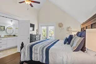 117 Willow Ave, Anna Maria, FL 34216 - Photo 21