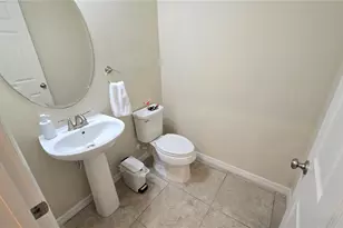 5729 Sunflower Cir, Sarasota, FL 34238 - Photo 7