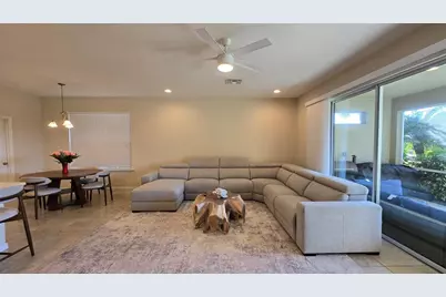 5729 Sunflower Circle, Sarasota, FL 34238 - Photo 19