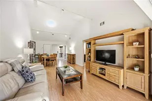 1626 Brookhouse Dr, Sarasota, FL 34231 - Photo 5