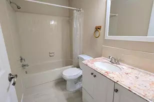 618 45th St E, Palmetto, FL 34221 - Photo 25