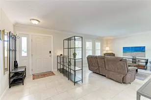 2360 Arborfield Ln, Sarasota, FL 34235 - Photo 3