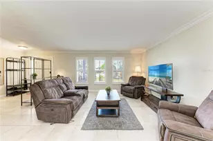 2360 Arborfield Ln, Sarasota, FL 34235 - Photo 7