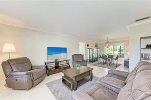 2360 Arborfield Ln, Sarasota, FL 34235 - Photo 5