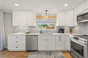 3165 Regatta Cir, Sarasota, FL 34231 - Photo 11