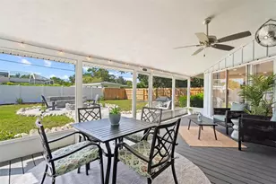 3165 Regatta Cir, Sarasota, FL 34231 - Photo 29