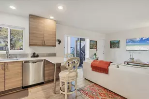 2304 Ringling Blvd, Sarasota, FL 34237 - Photo 7