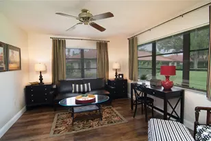 5635 Golf Pointe Dr, Sarasota, FL 34243 - Photo 11