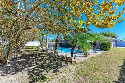 4660 32nd Court E, Bradenton, FL 34203 - Photo 33