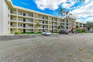 7461 W Country Club Dr N, Sarasota, FL 34243 - Photo 37