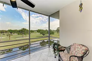 7461 W Country Club Dr N, Sarasota, FL 34243 - Photo 33