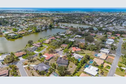 2262 Lakewood Lane, Nokomis, FL 34275 - Photo 43