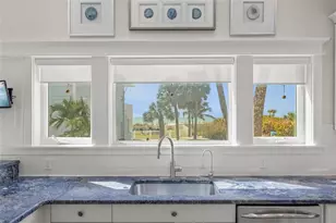 105 49th St, Holmes Beach, FL 34217 - Photo 23