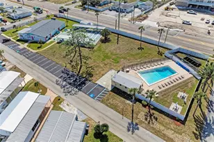 214 52nd Ave Dr W, Bradenton, FL 34207 - Photo 35