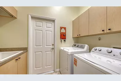 5566 Magnolia Tree Terrace, Sarasota, FL 34233 - Photo 39