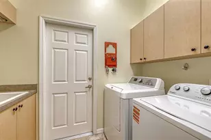 5566 Magnolia Tree Terrace, Sarasota, FL 34233 - Photo 39