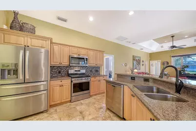 5566 Magnolia Tree Terrace, Sarasota, FL 34233 - Photo 19