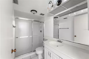 614 Spring Lakes Blvd, Bradenton, FL 34210 - Photo 15