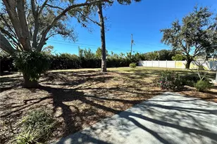 204 59th St NW, Bradenton, FL 34209 - Photo 27