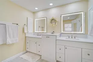 426 Bermuda Isles Cir, Venice, FL 34292 - Photo 19