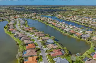 2928 Seasons Blvd, Sarasota, FL 34240 - Photo 47