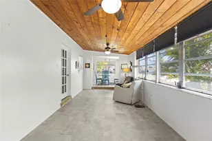 1627 Dunmore Way, Sarasota, FL 34231 - Photo 11