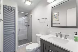 1627 Dunmore Way, Sarasota, FL 34231 - Photo 15
