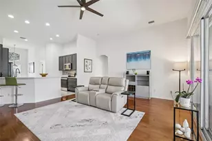 742 Shorecrest Dr, Sarasota, FL 34232 - Photo 5