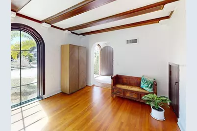 6251 10th Avenue S, Gulfport, FL 33707 - Photo 5