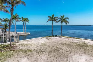407 20th Pl, Bradenton Beach, FL 34217 - Photo 1